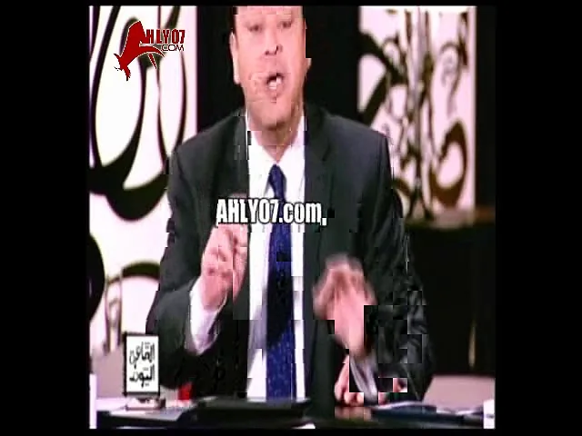 عمرو أديب لمرتضى منصور انا اللي هلمك ومعايا حاجات متقعدكش في مصر