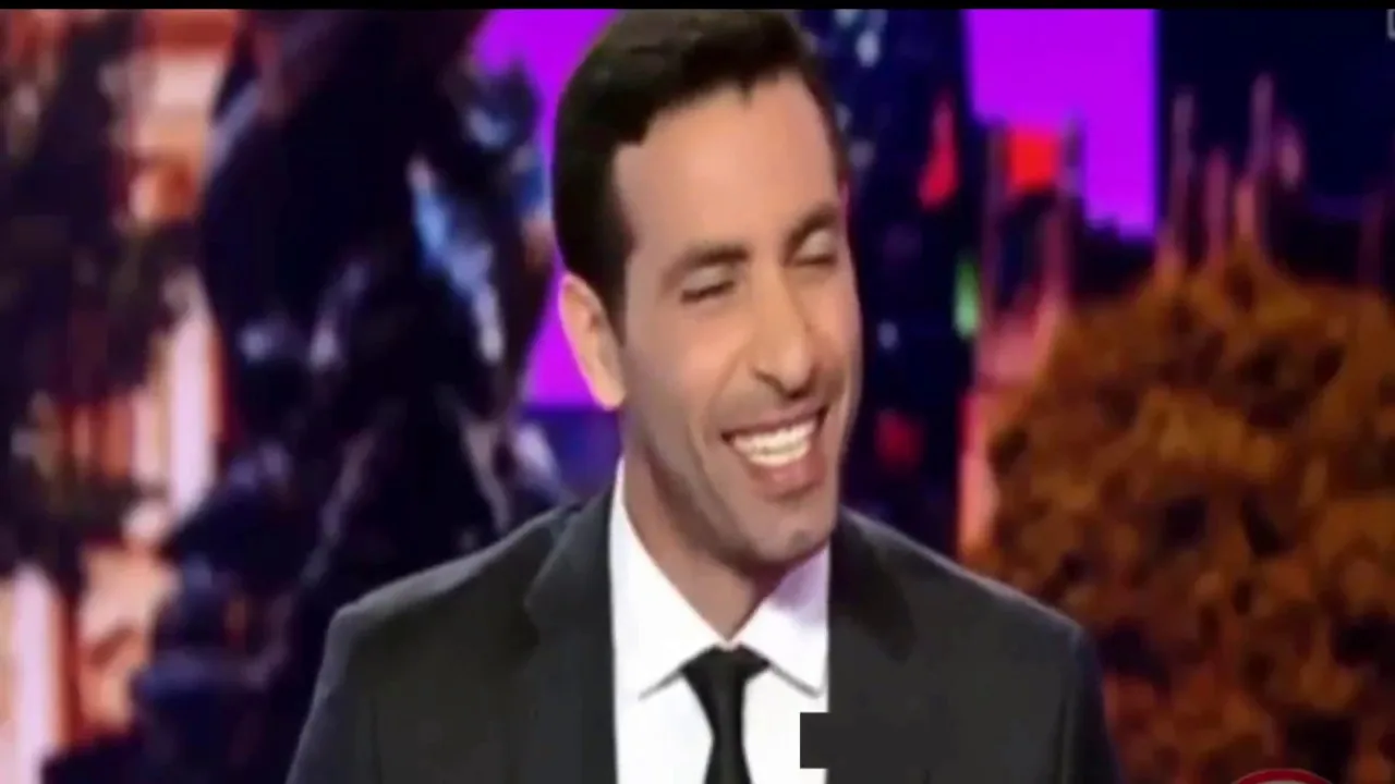 شاهد مسخرة رد فعل محمد أبو تريكة على الهواء لحظة علمه بتقدم الأهلي على النجم الساحلي أثناء التحليل