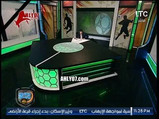 شاهد أول رد فعل وتعليق لخالد الغندور بعد فوز الأهلي بسداسية على النجم ويقوم بحركة مفاجأة على الهواء